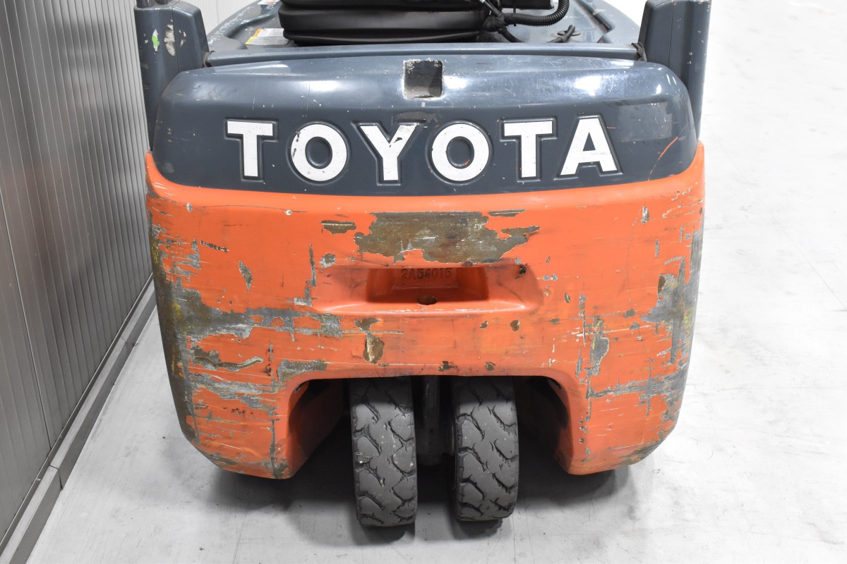 TOYOTA 8FBE16T Dreiradstapler gebrauchter Gabelstapler