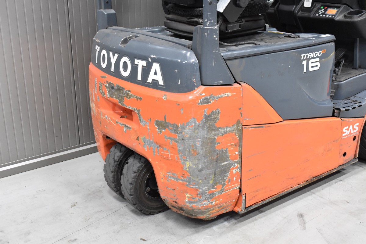 TOYOTA 8FBE16T Dreiradstapler gebrauchter Gabelstapler